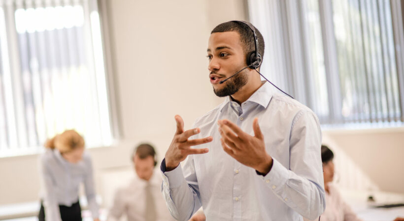 5 ways to use ai to become a cx leader featured image cropped