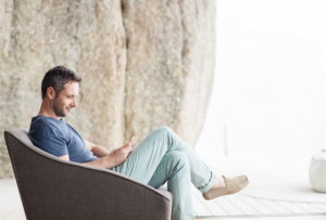 Summer Reading: Four Books to Reshape Your Contact Center Strategy