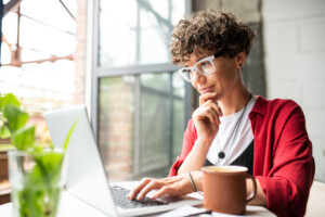 Built-In Versus Bolt-On: Benefits of an AI-Powered CX Platform