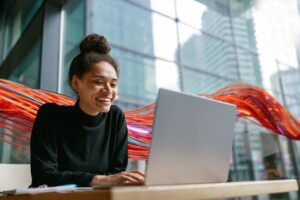 Reinventing the Operating Model for AI-Powered Customer Experience