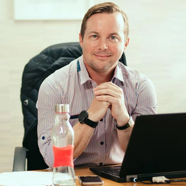 Colin salvesen head shot[1]