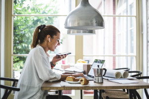 Sept façons d’améliorer l’engagement du personnel en télétravail