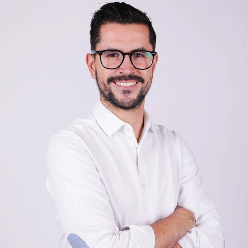 Adrián Herrera