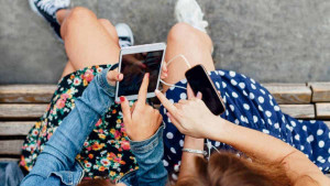 Leve a estrada dos tijolos amarelos à experiência digital