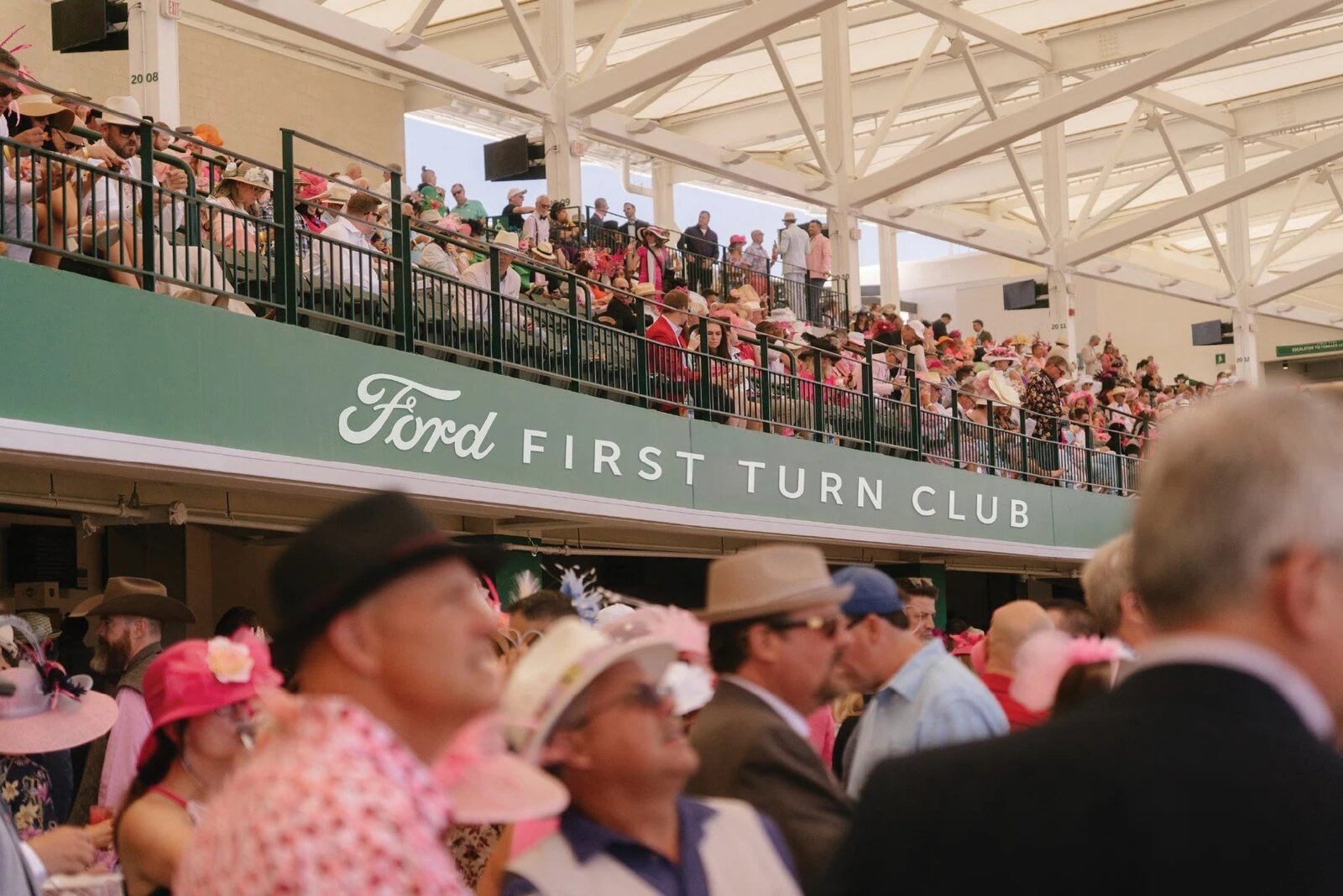 Churchill downs first turn club