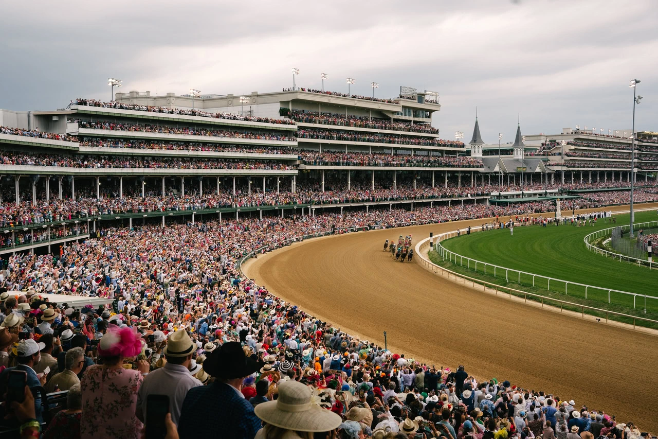 Come to the derby hero 1