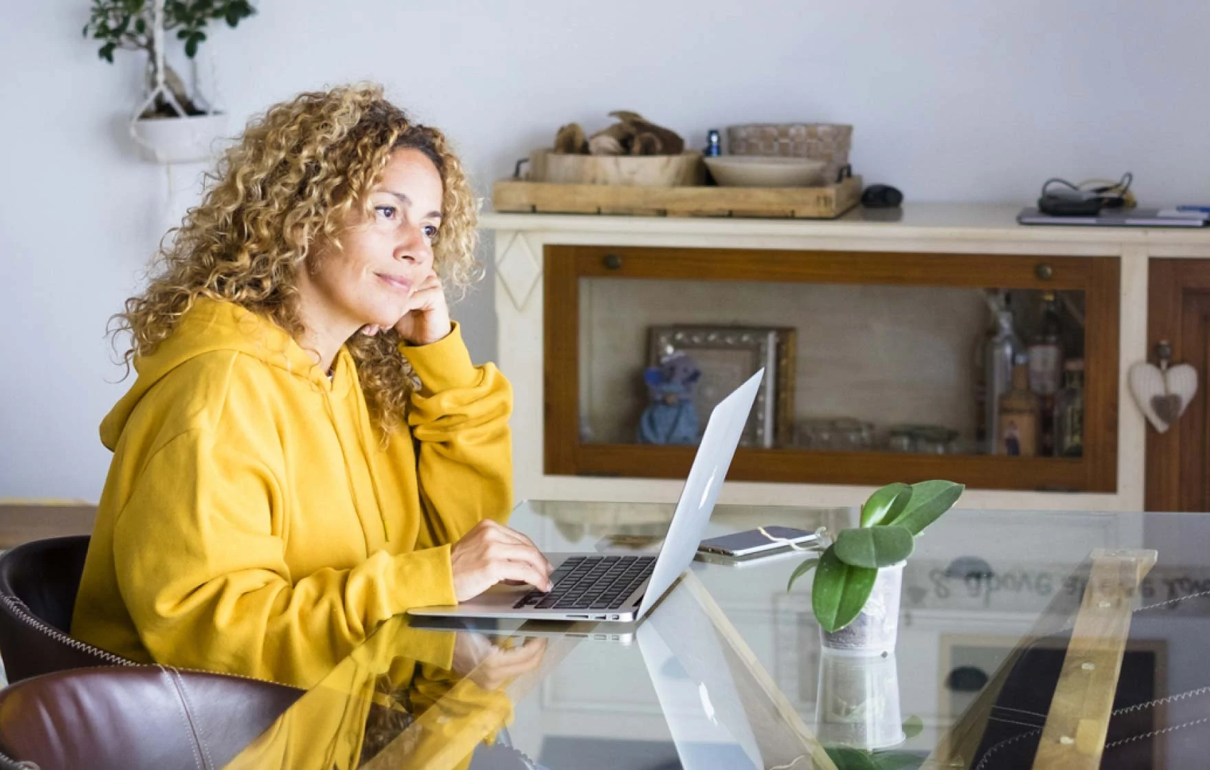 woman on laptop